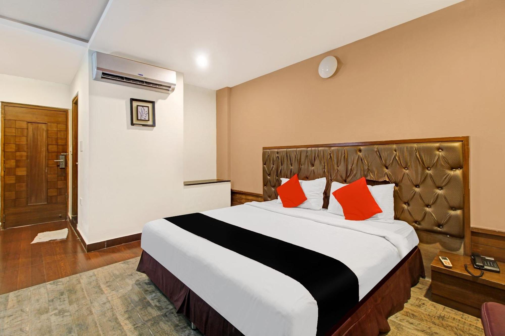 Collection O 82357 Hotel Surabhi Pride Trimulgherry 외부 사진