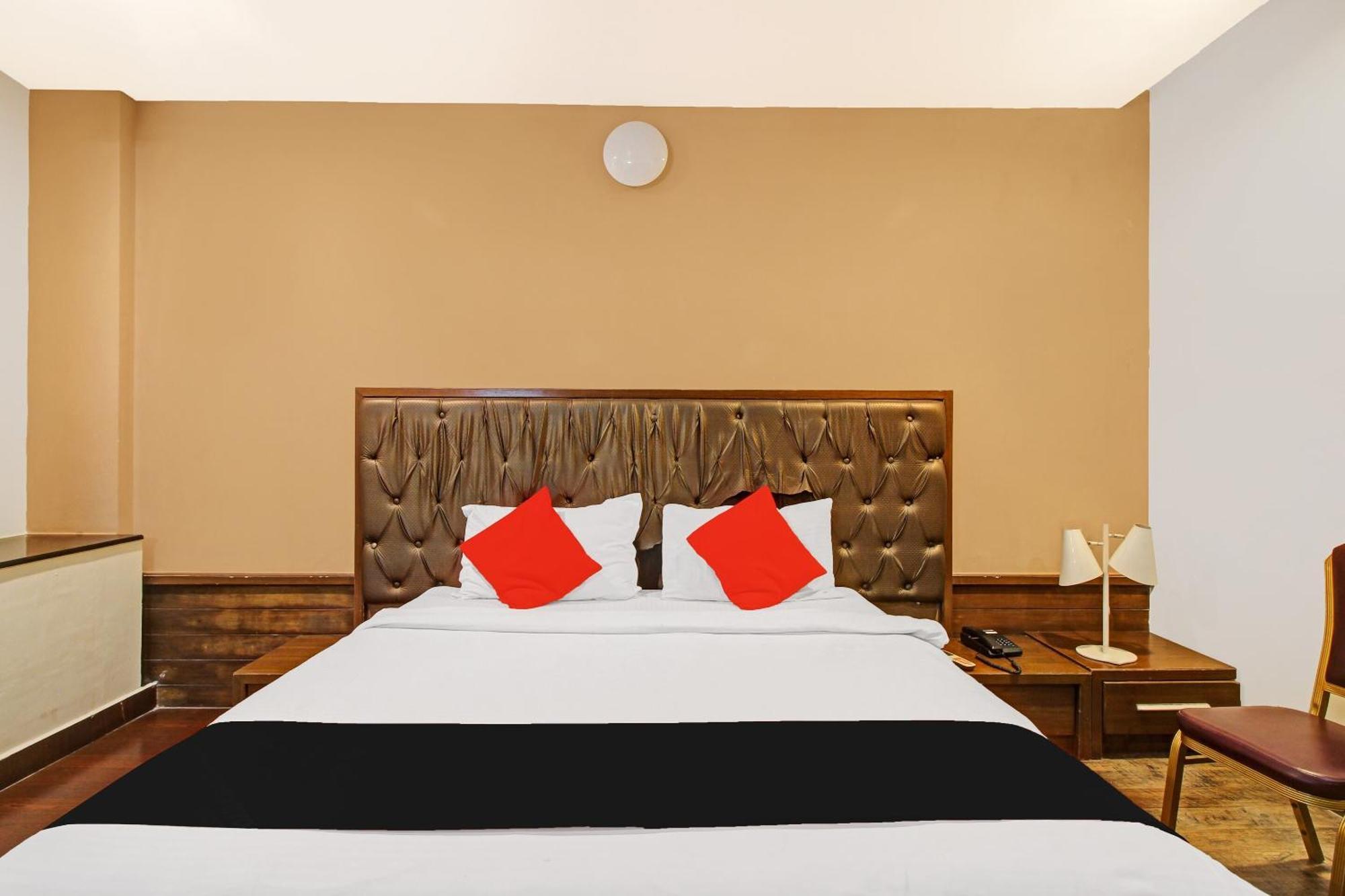 Collection O 82357 Hotel Surabhi Pride Trimulgherry 외부 사진