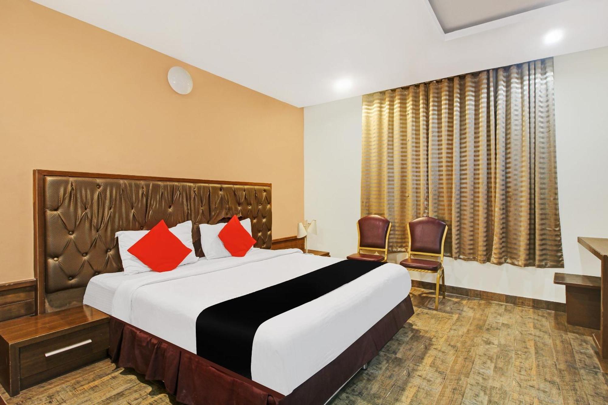 Collection O 82357 Hotel Surabhi Pride Trimulgherry 외부 사진