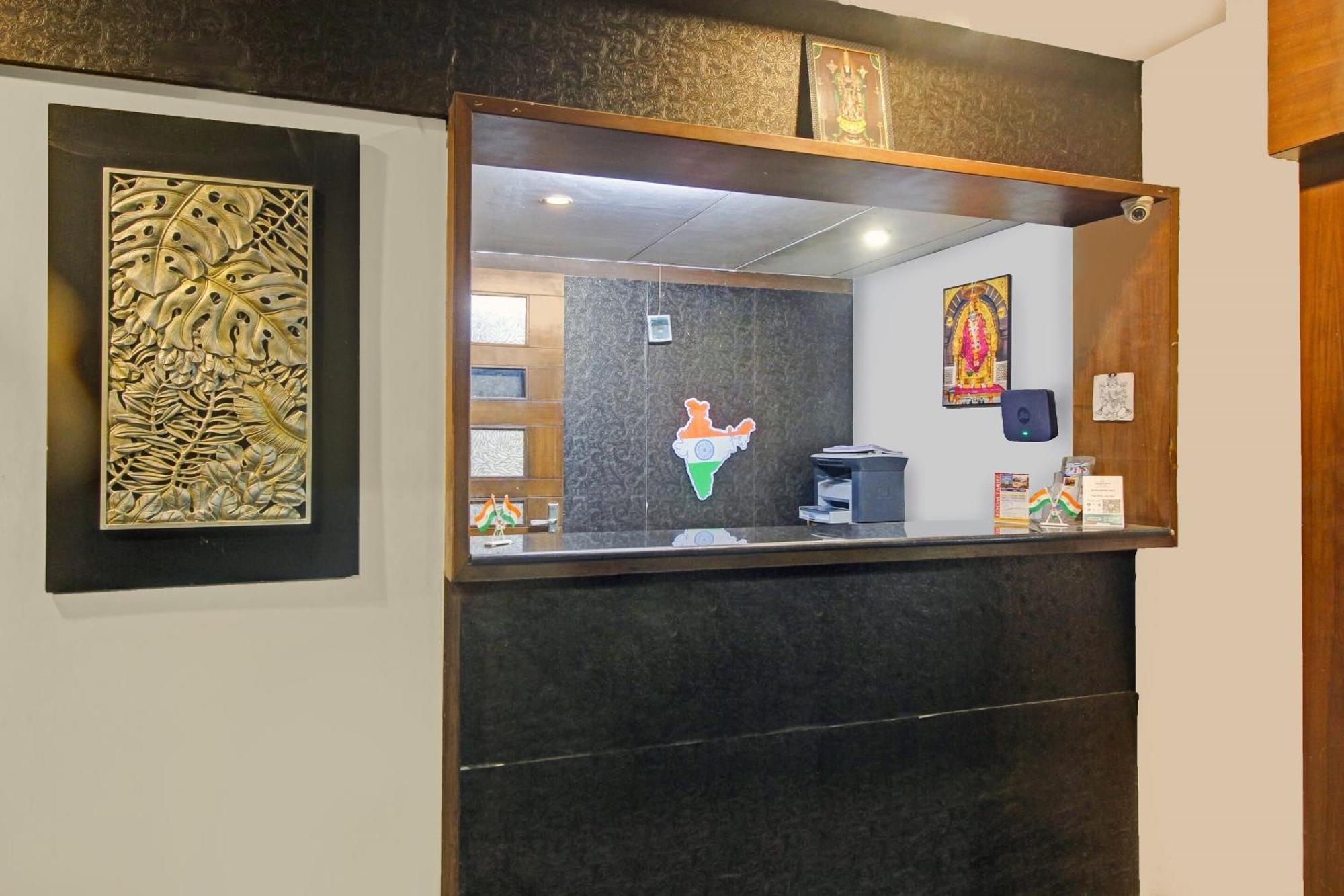 Collection O 82357 Hotel Surabhi Pride Trimulgherry 외부 사진